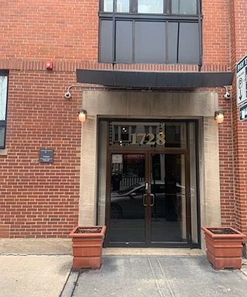 2nd image of 1728 N Damen Ave APT 112