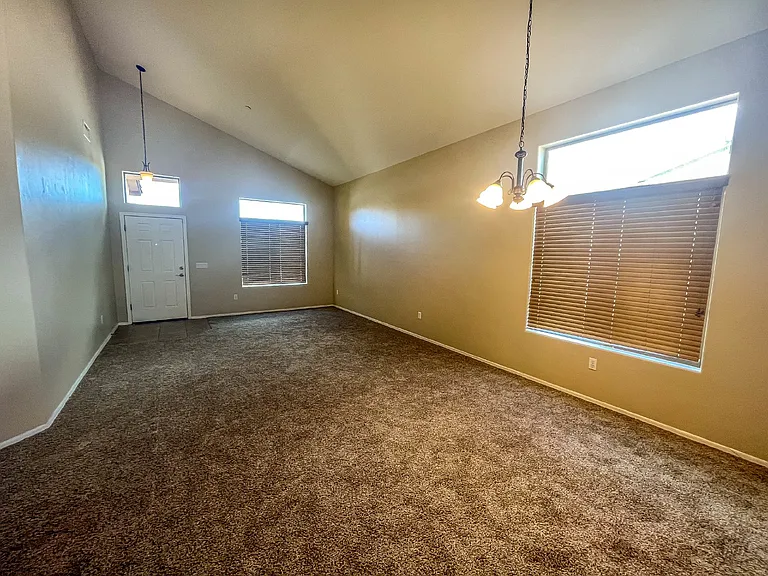 853 W Calle Barbitas — Photo 5
