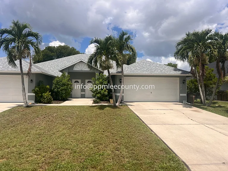 4618 SW 7th Pl — Photo 1
