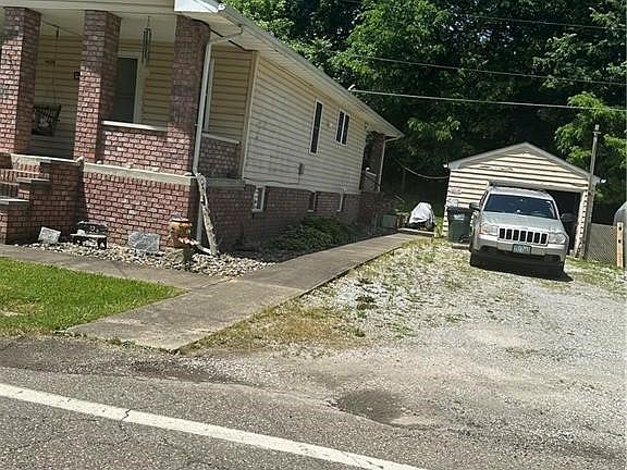 4th image of 52615 Gordon State Hwy #149