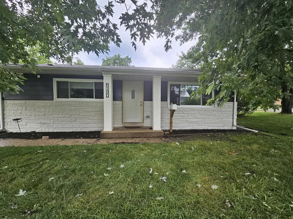 5130 Williams St, Downers Grove, IL 60515