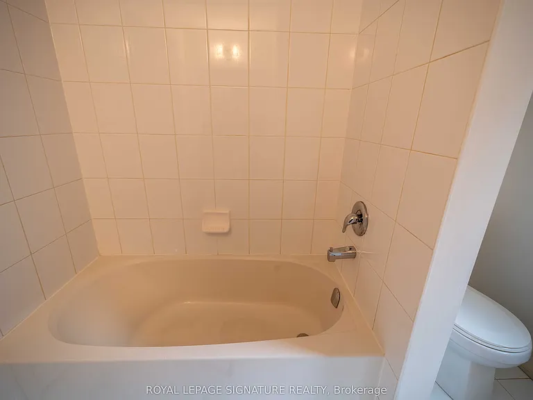 5570 Meadowcrest Ave — Photo 27