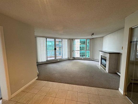 5th image of 804 S 3rd Ave SW #609