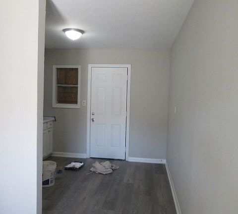 4th image of 784 Terminal Ct #3