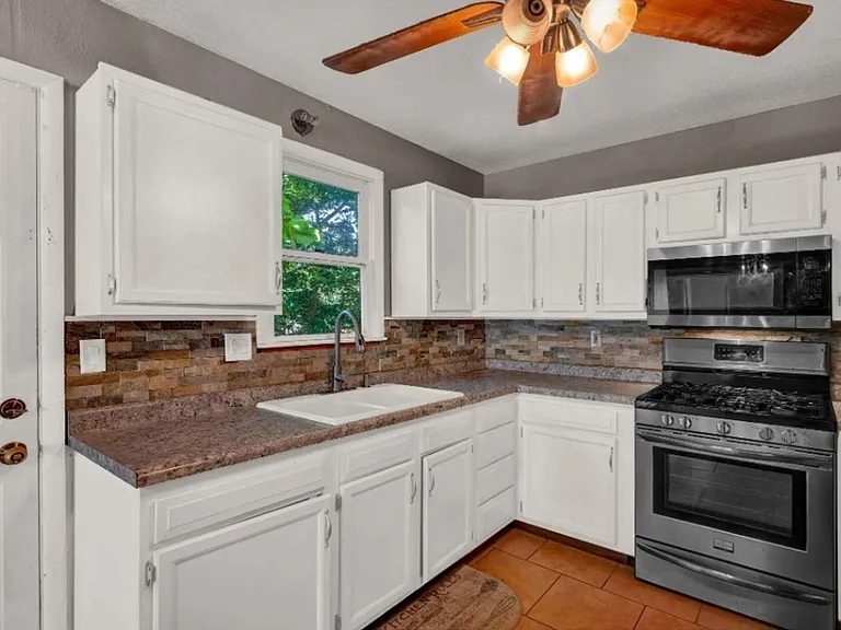 3125 SE Dupont St — Photo 7