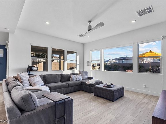 5th image of 10309 Sierra Skye Ave