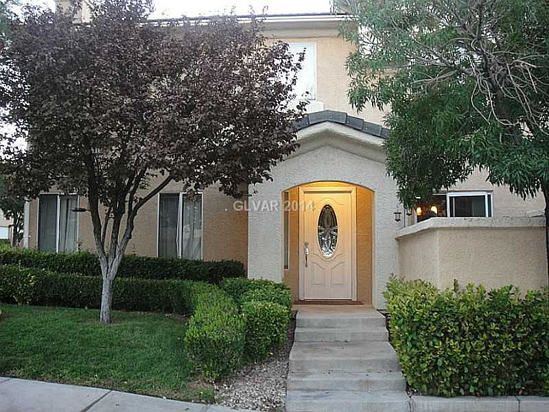 1st image of 924 Twinkling Sky Ave