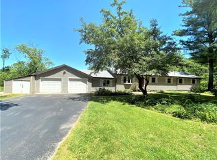 285 McQueen Rd, Amsterdam, NY 12010