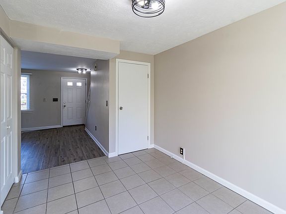 5th image of 2857 Mossy Brink Ct