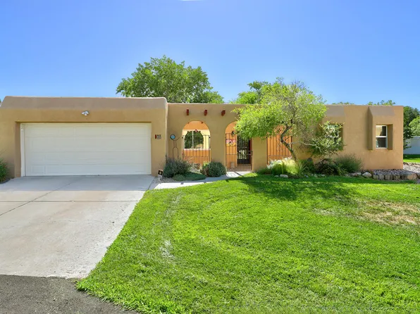 612 Green Valley Dr SE, Albuquerque, NM 87123