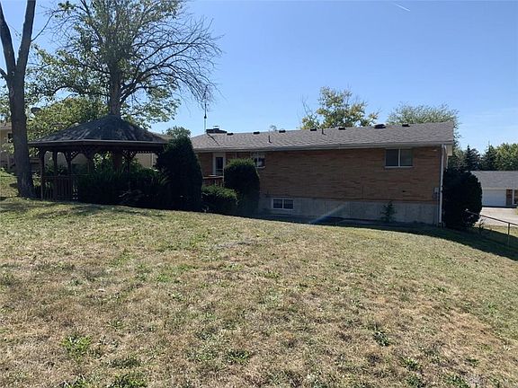3rd image of 720 Golden Arrow Dr