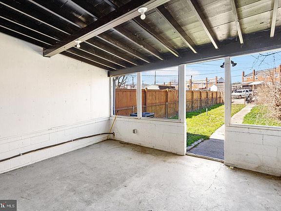 4th image of 706 Norris Ln