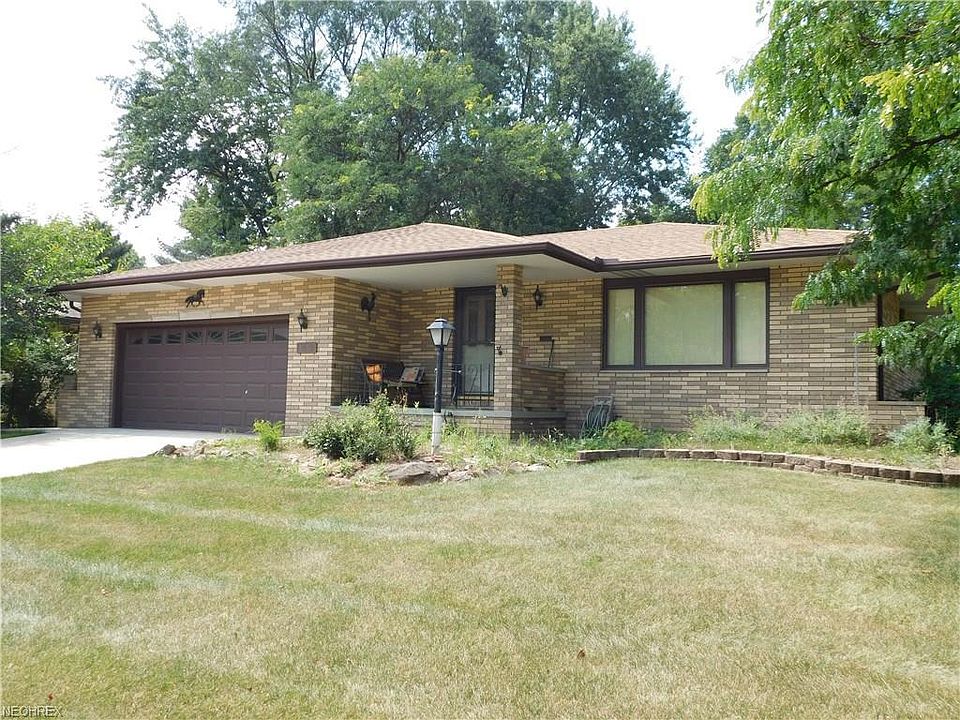1st image of 5590 Essex Dr