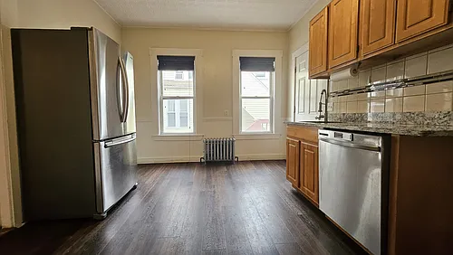 376 Medford St #1 Photo 1 376 Medford St #1 Photo 1