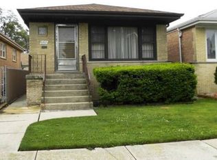 5905 W 59th St, Chicago, IL 60638