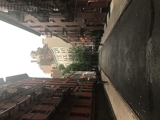 Rented by Owner | media 45