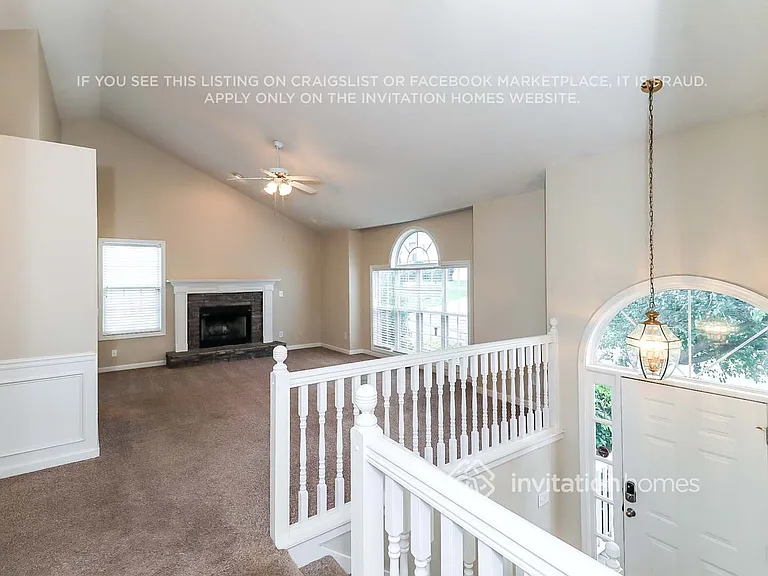 4067 Mount Vernon Dr — Photo 4
