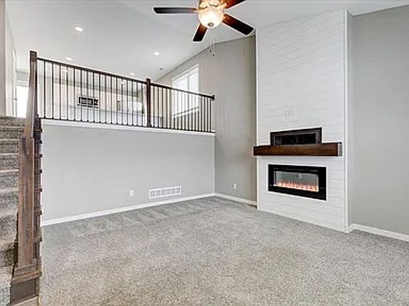 2nd image of 4009 NE 6th St