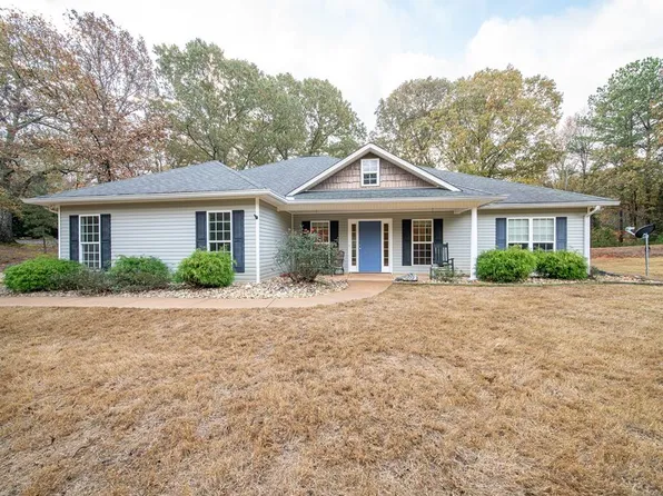 34 Indian Mountain Trl, Hamilton, GA 31811