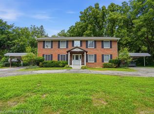 725 Clark St, Brighton, MI 48116