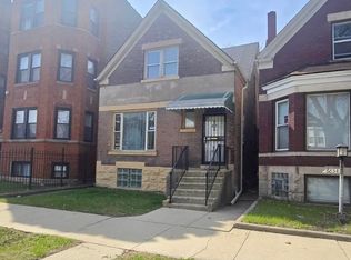 6836 S Calumet Ave, Chicago, IL 60637