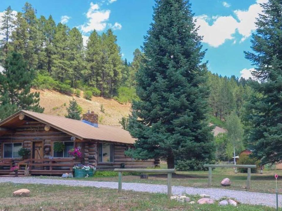 2nd image of 61 High Trails Dr