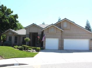 502 W Omaha Ave, Clovis, CA