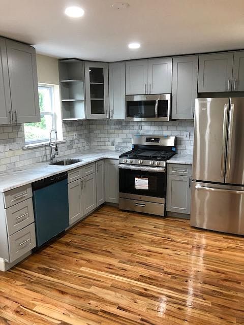 1st image of 176 Kearney Ave #2