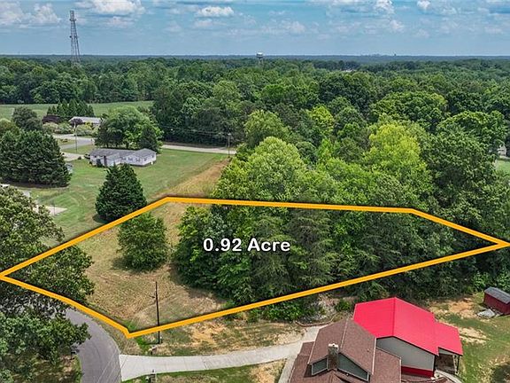 2nd image of 6004 Green Valley Rd