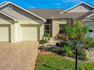 2403 Nantucket Green Ct, Sun City Center, FL 33573