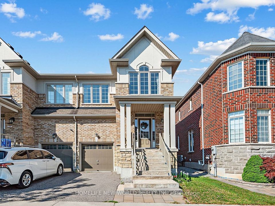 1st image of 26 Living Cres