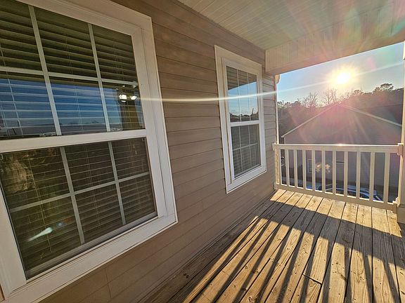 3rd image of 117 Bartram St