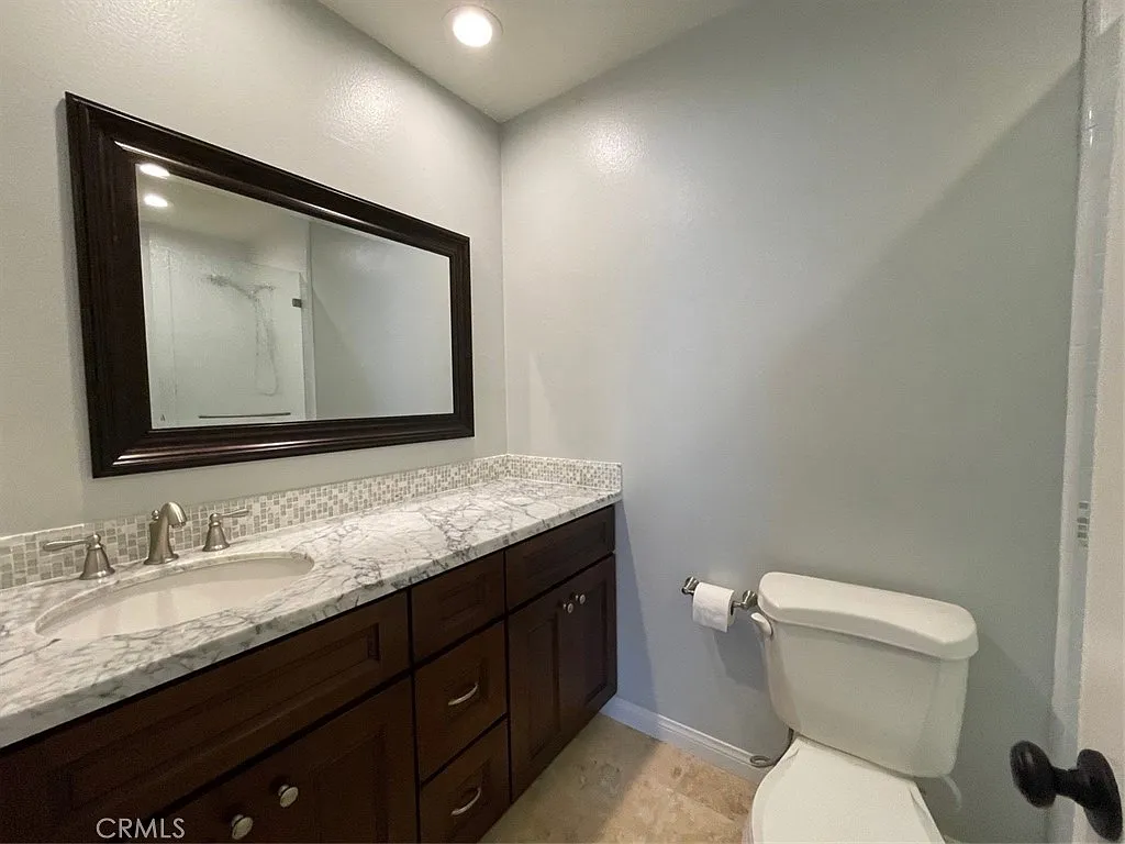 3 bed, 1368 sqft, $6,900 — Photo 2