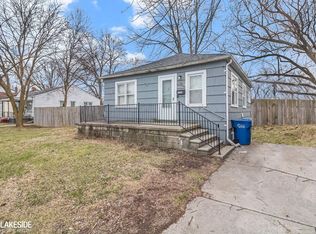 13846 Hendricks Ave, Warren, MI 48089