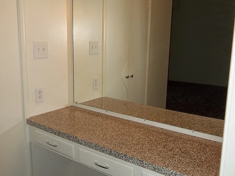 1514 Lincoln Blvd #20 — Photo 6