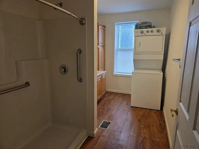 559 N Dominion Dr — Photo 6