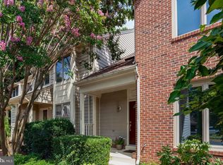 4009 Lake Glen Rd, Fairfax, VA 22033