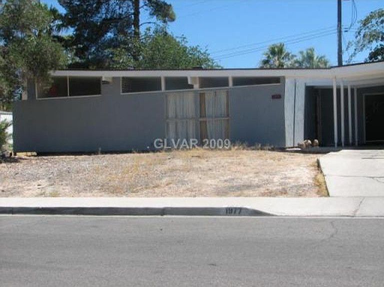 2nd image of 1977 Caballero Way