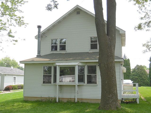 1st image of 40282 N Lake Shore Dr