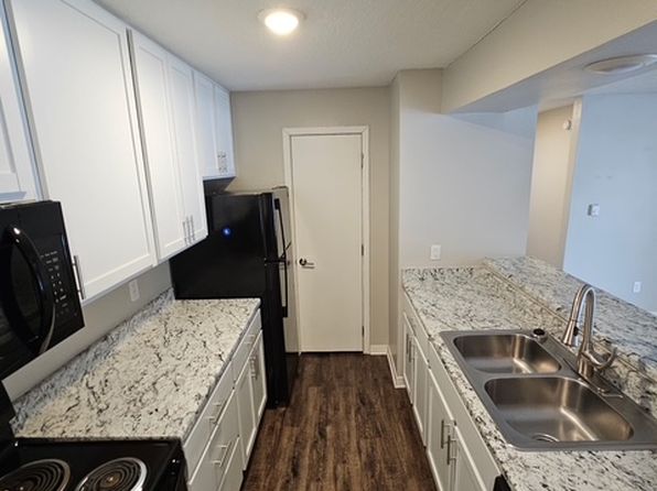 2201 E Rose Ave APT 10