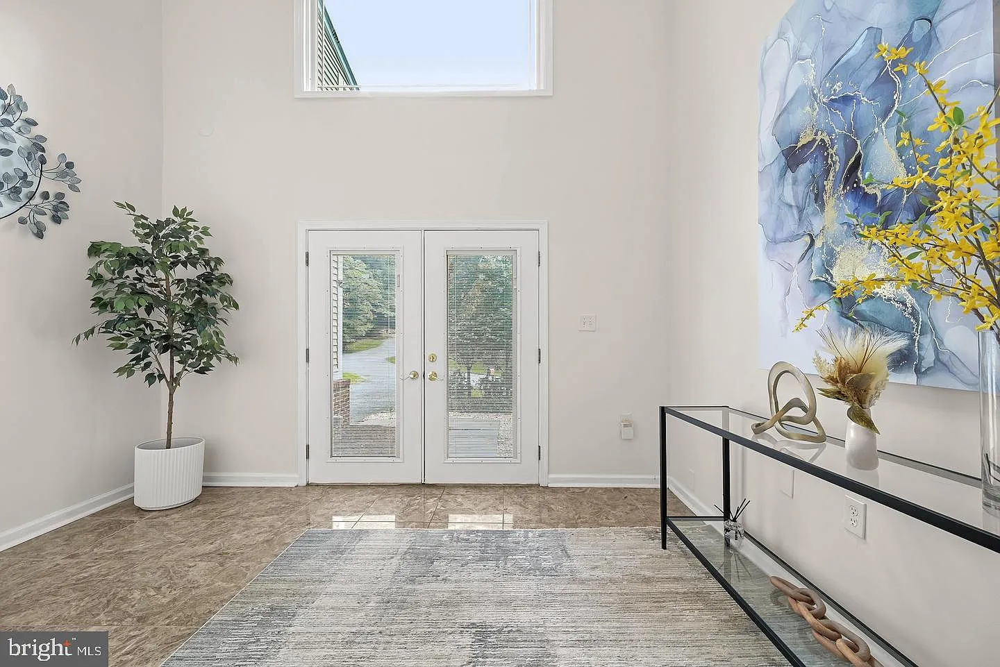 6 bed, 7.0 bath, 5848 sqft, $6,000 — Photo 2