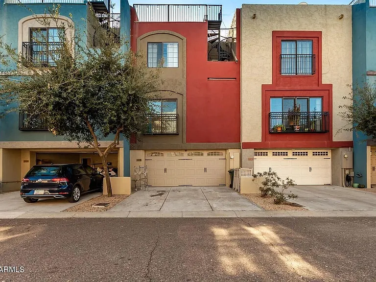 3447 E Lance Ln — Photo 6