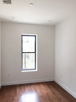 Rented by Bohemia Realty Group | media 14