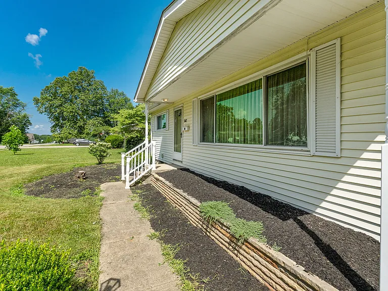 342 Buena Vista Dr — Photo 6