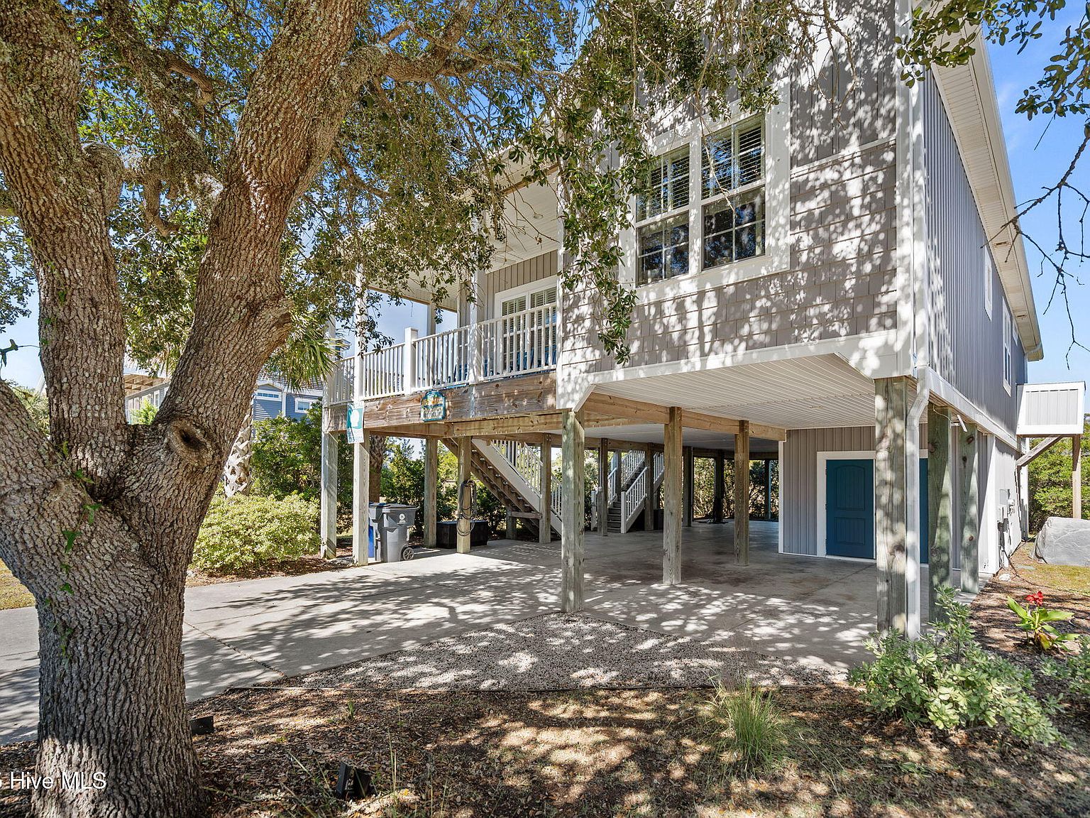 3208 E Pelican Drive, Oak Island, NC 28465 | MLS #100537497 | Zillow
