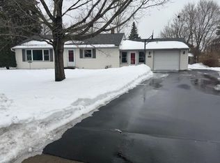 501 6th St NW, Elk River, MN 55330