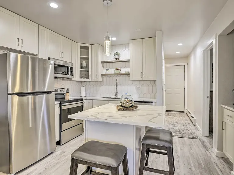 2439 Ryan Gulch Ct #207 — Photo 1