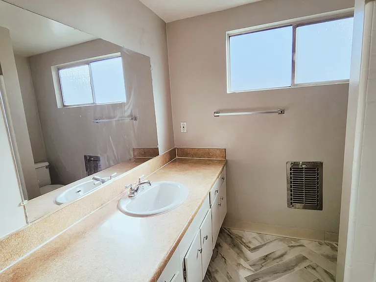 1815 Fremont Ave #7 — Photo 16