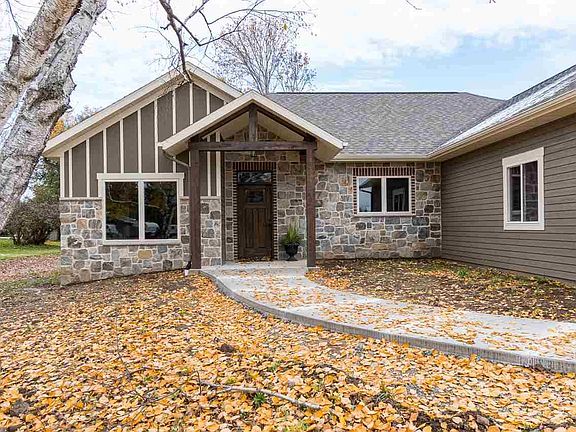 Beautiful Up North Feel