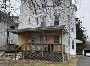 104-106 Moore St, Agawam, MA 01001